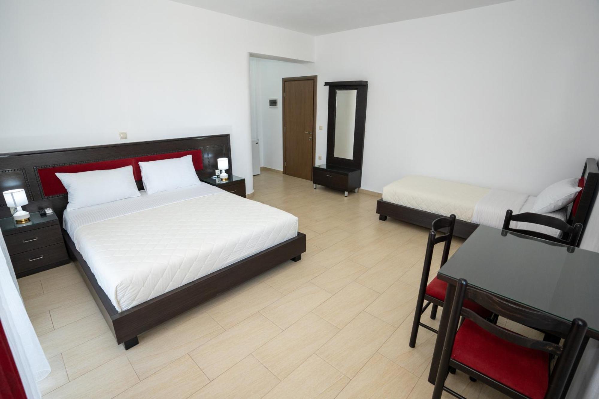 Kalasa Hotel Саранде Екстериор снимка